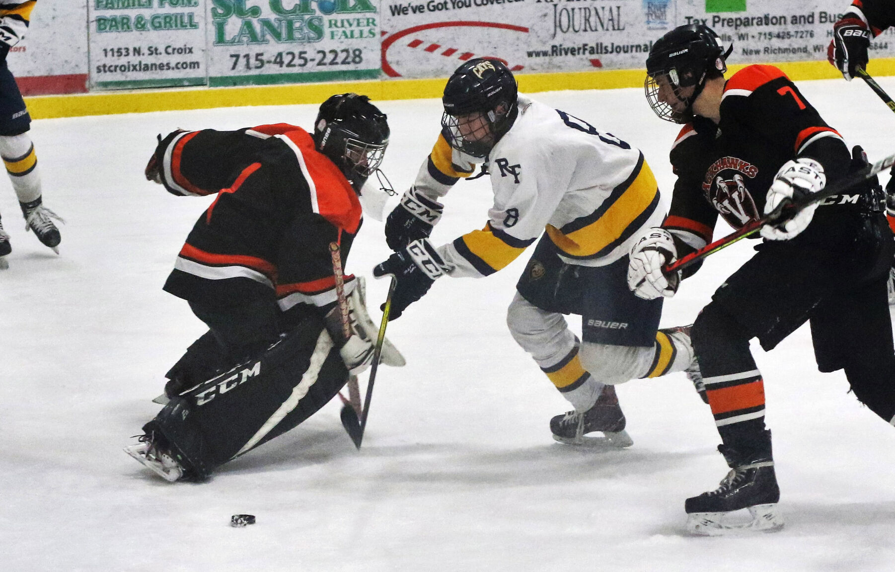 022720.S.HSO.RFBoysHockey02.jpg